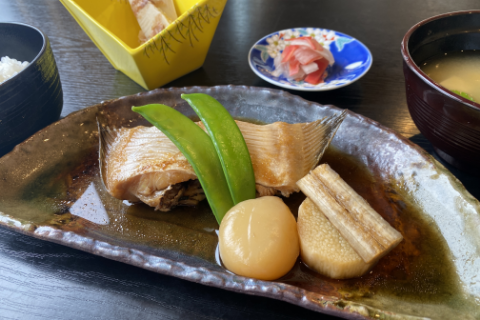 本日の煮魚定食