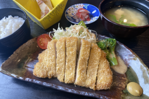 とんかつ定食